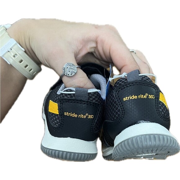 Stride Rite 360 Boy’s Blitz Sneaker - Picture 5 of 6